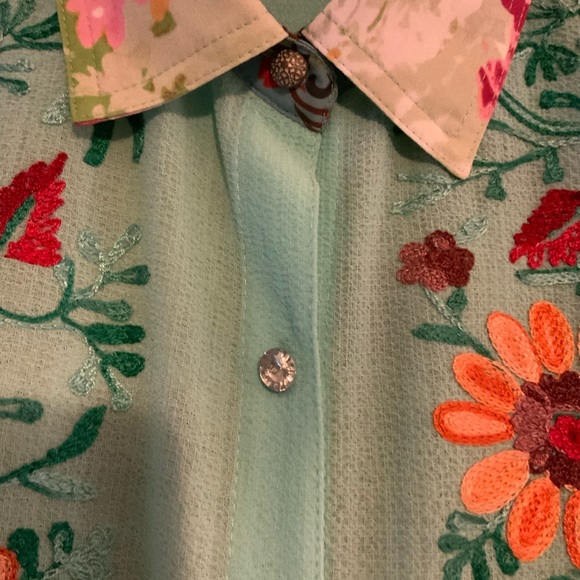 John Mark Floral Embroidered Women's Top - Multicolor XL - Picture 3 of 6